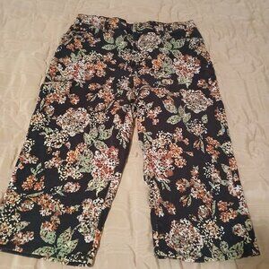 Gloria Vanderbilt Women's Capris Multicolor Floral size 6